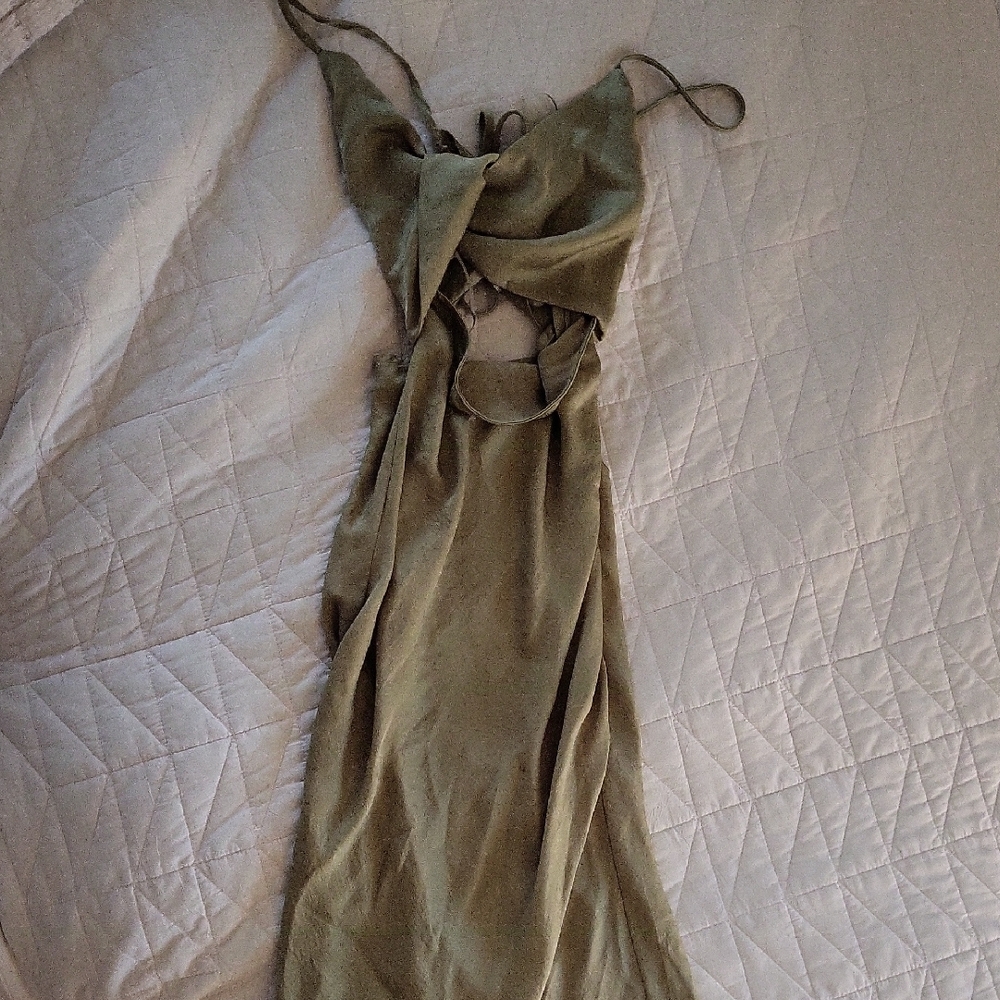 Elegant Backless Olive Dress